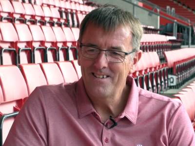  le tisije napustio sautempton zbog rata u ukrajini  