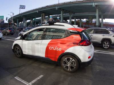  Policija zaustavila vozilo bez vozaca 