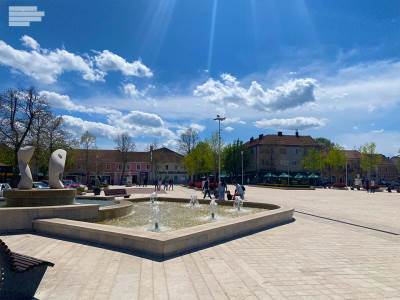  Nikšić: Eksplozivna naprava oštetila 20 automobila 