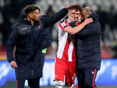  Crvena-zvezda-Vojvodina-Strahinja-Erakovic-poziva-navijace 