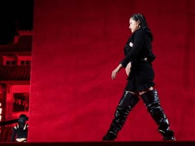  Adrijana Lima trudnički stomak 