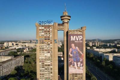  Jokićeva slika na ulazu u Beograd 