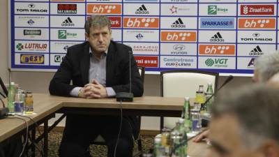  Pape napustio sjednicu, na potezu IO FS BiH 