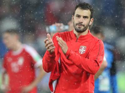 Bomba! Milivojević opet oblači crveno-bijeli dres: Poslije pet godina napušta Englesku, koštaće ih 3,5 miliona evra! Bomba! Milivojević opet oblači crveno-bijeli dres: Poslije pet godina napušta Englesku, koštaće ih 3,5 miliona evra!