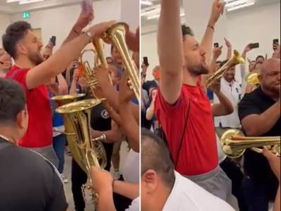  Vasilije Micić pjeva Đurđevdan sa trubačima 