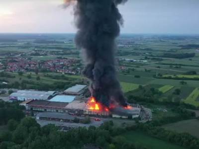  Screen Shot 2022-05-25 at 21.20.16.jpg 