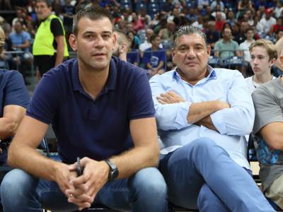  Misko-objavio-transfer-Vil-Klajburn-i-Ante-Zizic-idu-u-Efes 