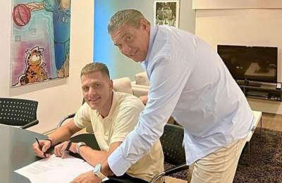  Nemanja-Nedovic-se-vratio-u-Crvenu-zvezdu-potpisao-ugovor-sa-Miskom-Raznatovicem. 