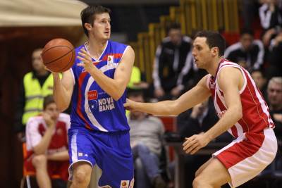  Branko-Jorovic-u-strucnom-stabu-Crvene-zvezde 