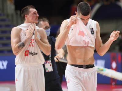  Danilo-Andjusic-se-smeje-jer-ga-Pesic-nije-zvao 