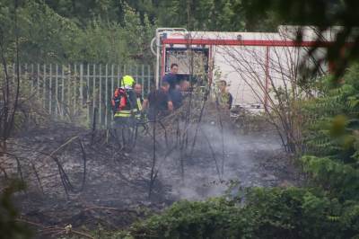  Ugašen požar kod kampusa Univerziteta u Banjaluci (FOTO/VIDEO) 