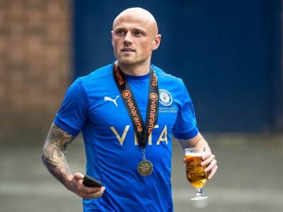  Istetovirao-ime-omiljenog-fudbalera-on-otisao-iz-kluba 