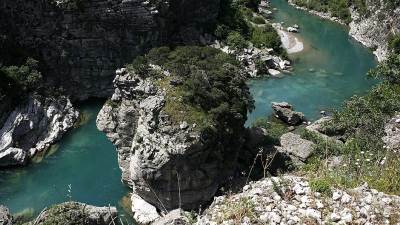  Taksista sleteo u Moraču, saobraćaj u prekidu 