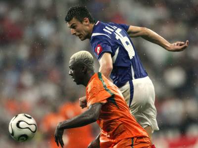  Aruna Kone potpisao ugovor sa 38 godina 