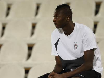  Umar-Sadik-ne-ide-u-Dortmund-nego-u-Viljareal 