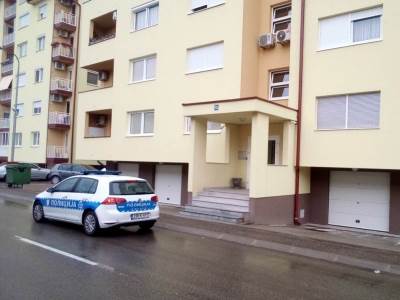  Policija pretresa lokacije u Banjaluci i Gradišci, uhapšene četiri osobe 