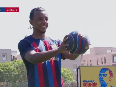  Barselona nije registrovala Žila Kundea 