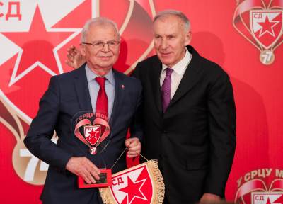  "Zvezda nije bila ovako moćna još od 1991. godine"! Riječi legende oduševile Delije: Budite ponosni na zlatno doba! 