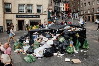 Ulice Edinburga prepune smeća 
