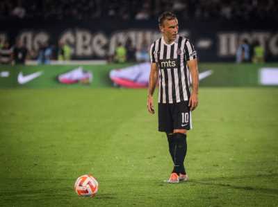  gol natha iz penala u vječitom derbiju  