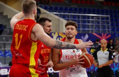 Turska pobijedila Crnu Goru na Eurobasketu Turska pobijedila Crnu Goru na Eurobasketu