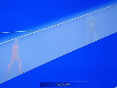  Polu-automatski sistem za ofsajde poništio pogodak Šika 