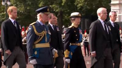  Tijelo kraljice Elizabete premješteno u Vestminstersku palatu 