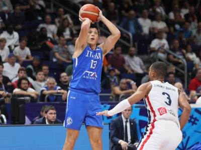  Francuska-pobijedila-Italiju-i-prosla-u-polufinale-Eurobasketa-2022 