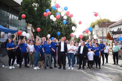  Nešić obećao stanopve za mlade bračne parove  