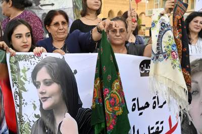  Protesti žena u Iranu protiv policije za moral 