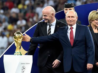  Da-li-ce-ruski-fudbaleri-u-rat 