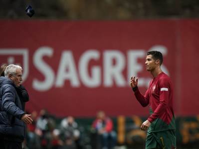  Kristijano Ronaldo ponovo bacio kapitensku traku 