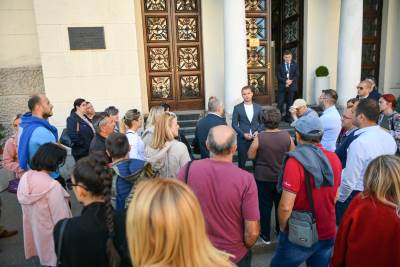  Radnici Aquane protestom ispred Gradske uprave tražili plate i doprinose 