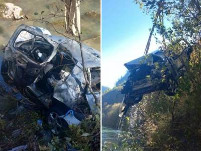  Smrskano auto izvučeno iz Tare 