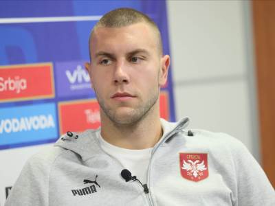  Strahinja-Pavlovic-zapevao-omiljenu-pjesmu-navijaca-Dinama 