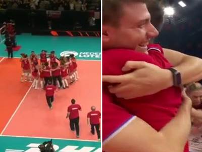  Odbojkasice-Srbije-slave-titulu-svjetskog-sampiona. 