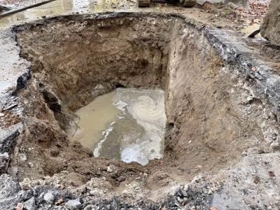  Rupa nasred puta u centru Prijedora 