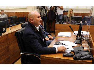  Aleksandar Džombić u sudnici.jpg 