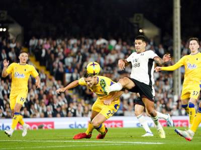  Frenk Lampard bijesan zbog Mitrovića 