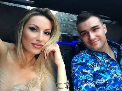  Rada Manojlović i Haris Berković 