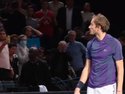  Medvedev isao sa mastersa u Parizu 