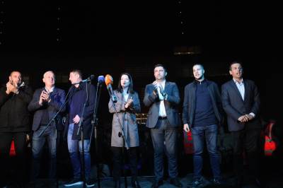  Protest opozicije ispred RTRS-a u Banjaluci 