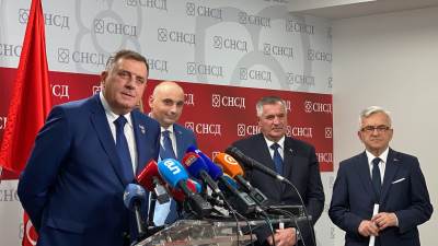  Vladajuća koalicija 