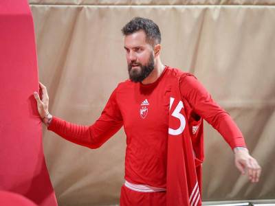 raduljica otišao iz crvene zvezde  