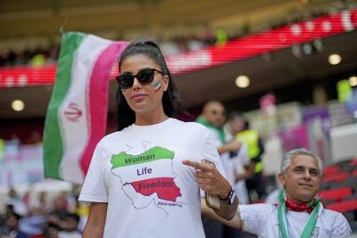  žene u iranu mogu da idu na utakmice  