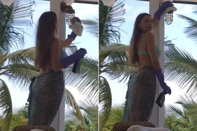  Sofija Vergara čisti smještaj na odmoru 