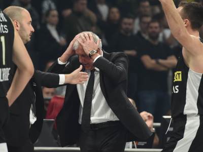  Željko Obradović ljut zbog faula 