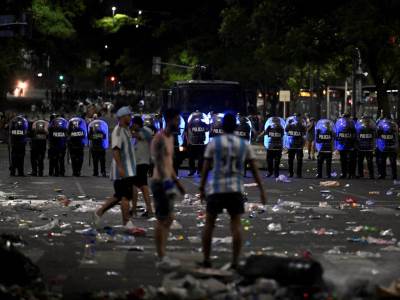  Dvoje poginulih na proslavi titule u Argentini 