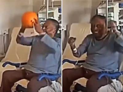  pele u bolnici sa loptom  