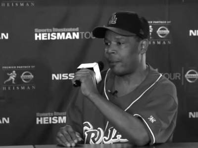  Preminuo Čarls Vajt 